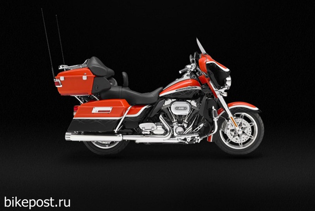 Туристический мотоцикл Harley-Davidson  CVO Ultra Classic Electra Glide  2012