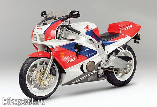 Из истории Honda: прототип Honda CBR750RR