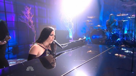 Evanescence - My Heart Is Broken (Tonight Show 2012-02-01) (HDTVRip)
